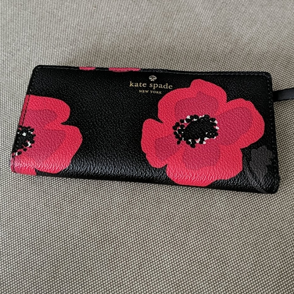 Kate Spade Floral Wallet